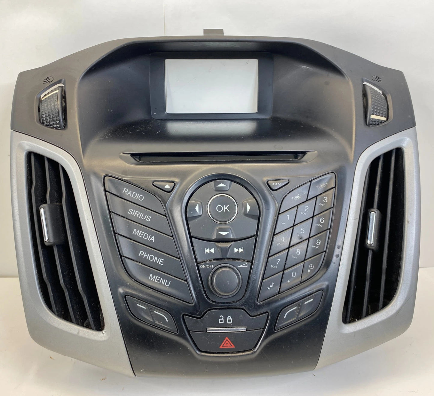 12 13 14 FORD FOCUS RADIO CONTROL PANEL BEZEL W/ AIR VENTS CM51-18835-JW OEM