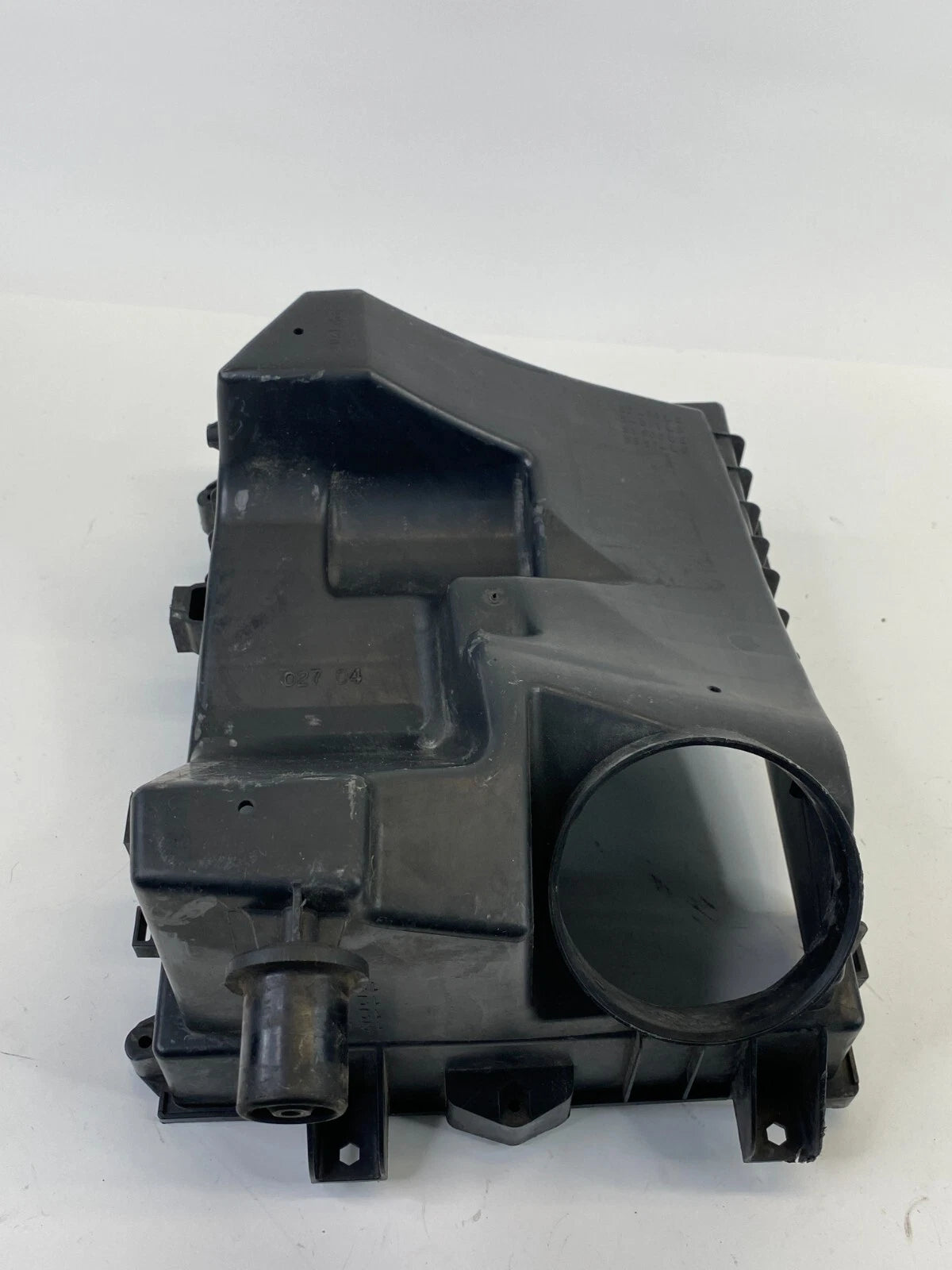 2003-2011 SAAB 9-3 2.0L AIR CLEANER INTAKE FILTER BOX LOWER HOUSING OEM 12805265
