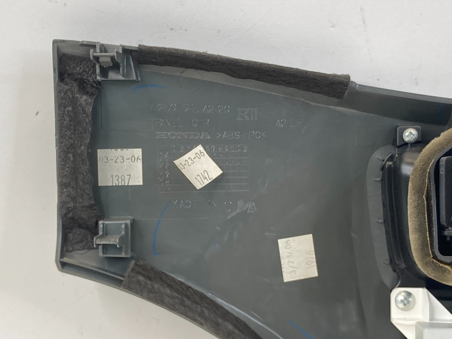 05-10 Honda Odyssey Dash Radio Climate Control Switch w/ Trim Bezel 77250SHJA220