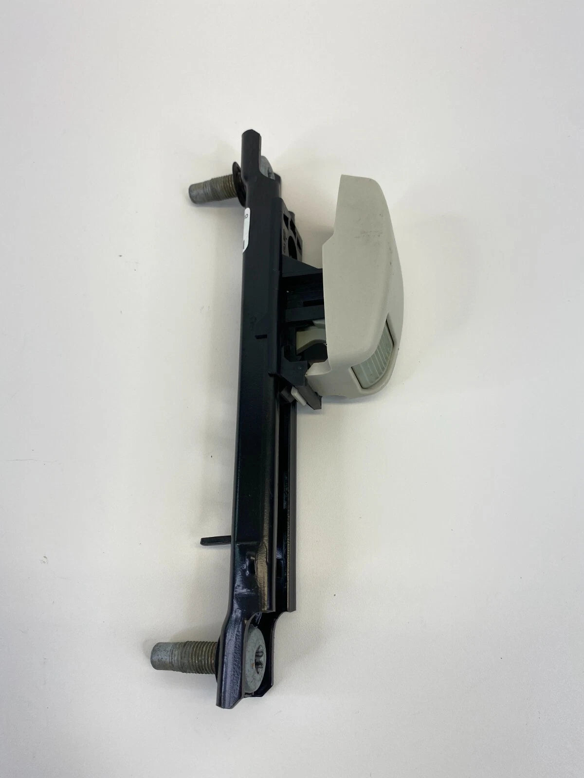 2007-2009 DODGE CALIBER FRONT RIGHT SIDE SEAT BELT HEIGHT ADJUSTER 6035809G5E