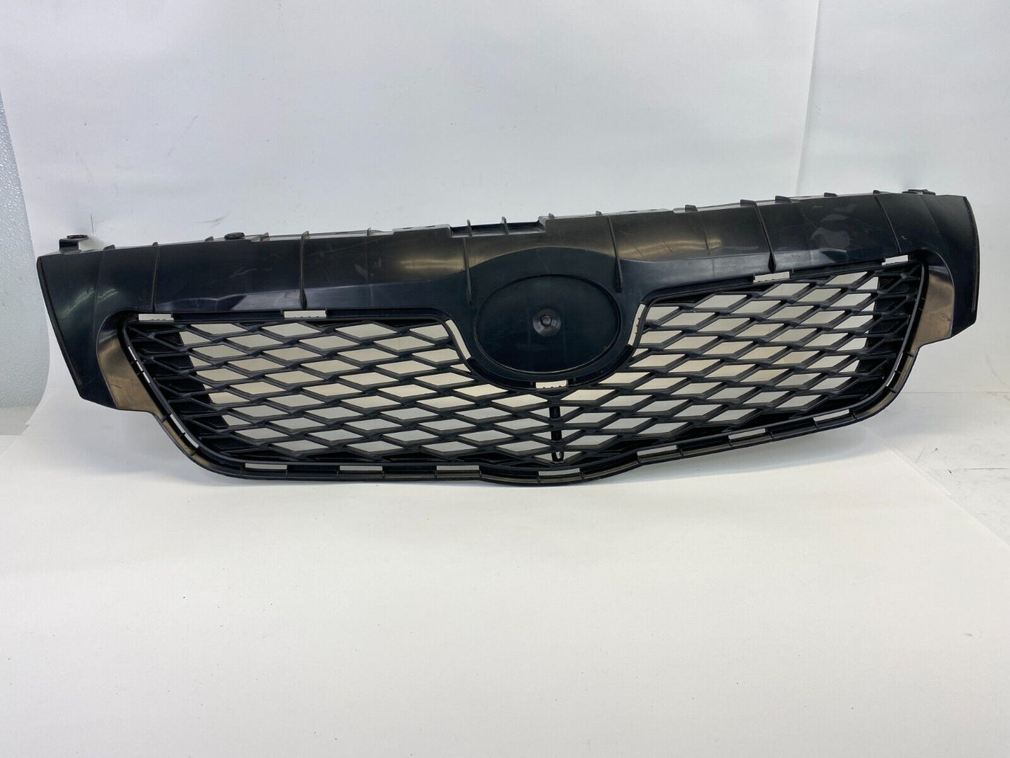 2009 2010 09 10 Toyota Corolla Front Bumper Upper Grill Grille