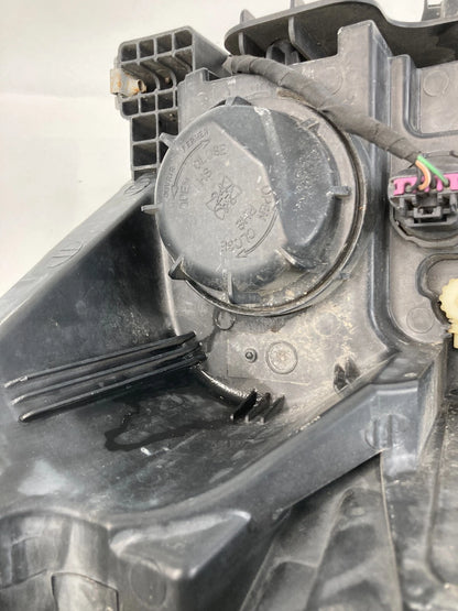 2009-2012 CHEVROLET TRAVERSE RIGHT PASSENGER SIDE HEADLIGHT HEADLAMP 20840410