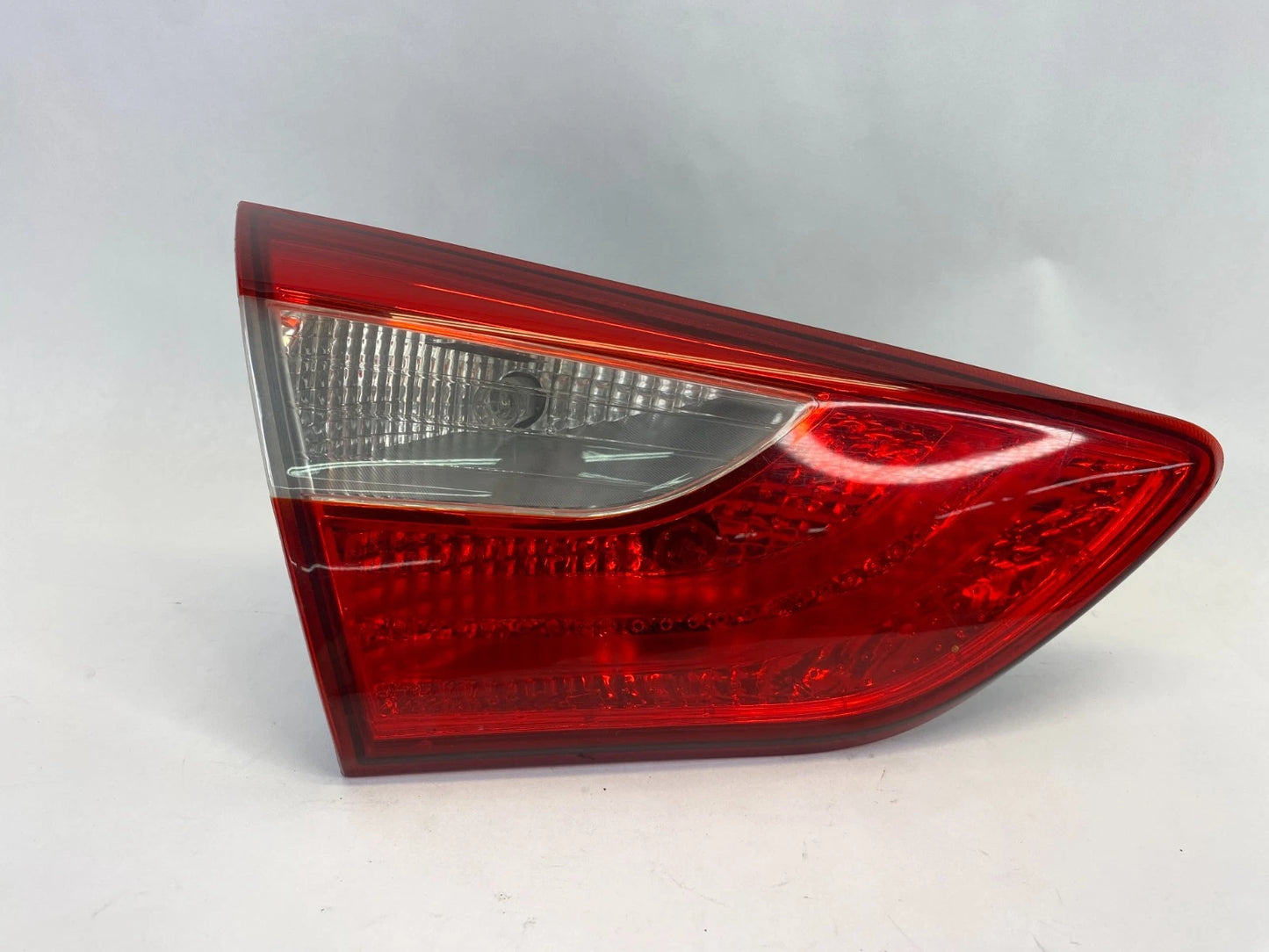 2013-2017 HYUNDAI ELANTRA GT HATCHBACK LEFT SIDE TAILLIGHT INNER TAIL LIGHT