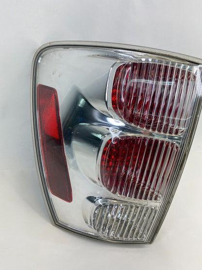 2005-2009 Chevrolet Equinox Rear Left Driver Side Tail Light Taillight 5480780