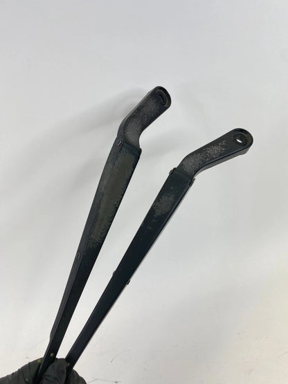 2000-2002 ISUZU TROOPER FRONT LH DRIVER & RH PASSENGER WINDSHIELD WIPER ARM OEM