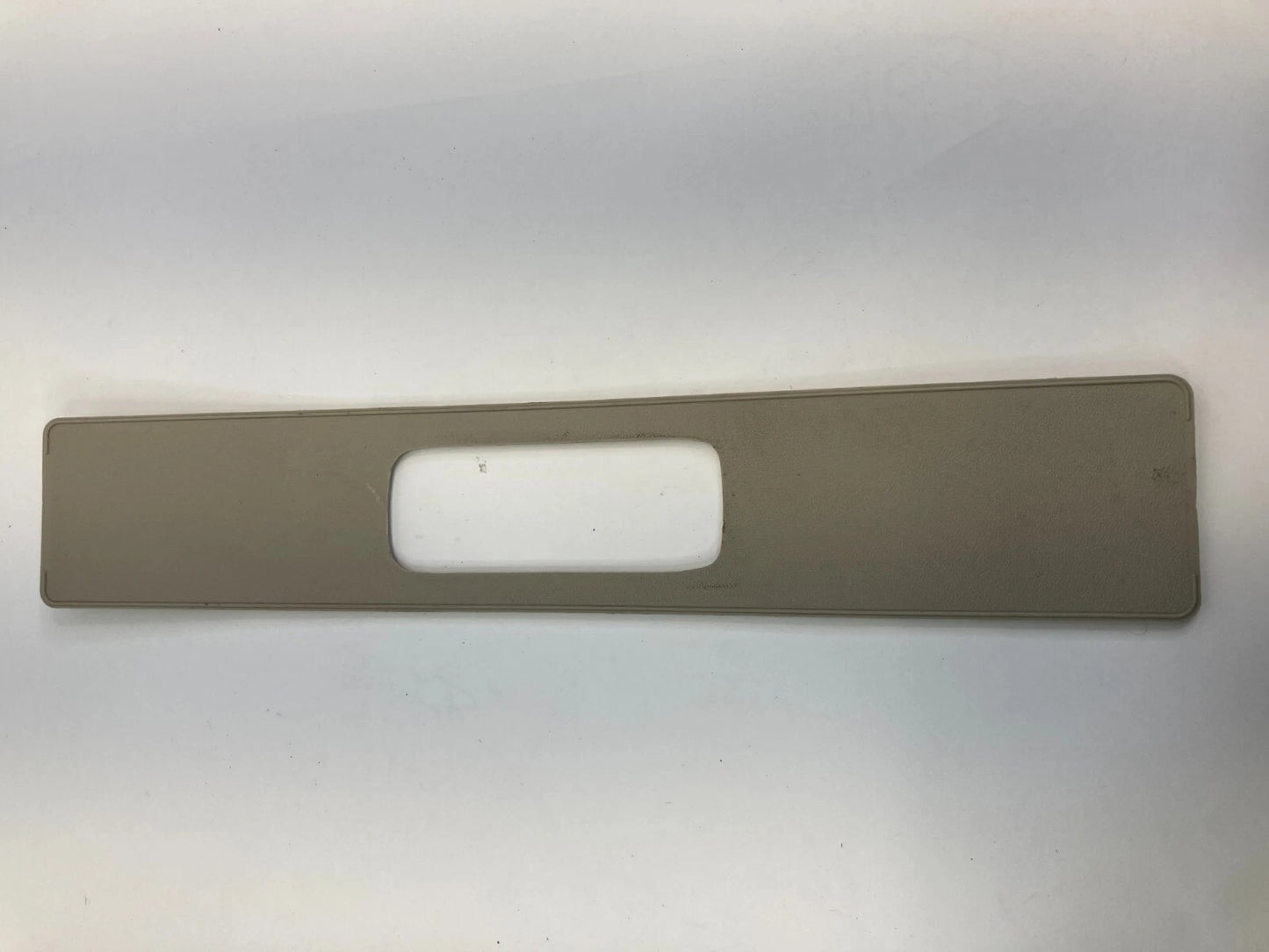 2007-2009 NISSAN SENTRA FRONT LEFT SEAT BELT SHOULDER ADJUSTER COVER CAP TRIM