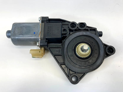 2011-2014 HYUNDAI SONATA SEDAN FRONT RIGHT SIDE DOOR WINDOW MOTOR 824603Q000 OEM