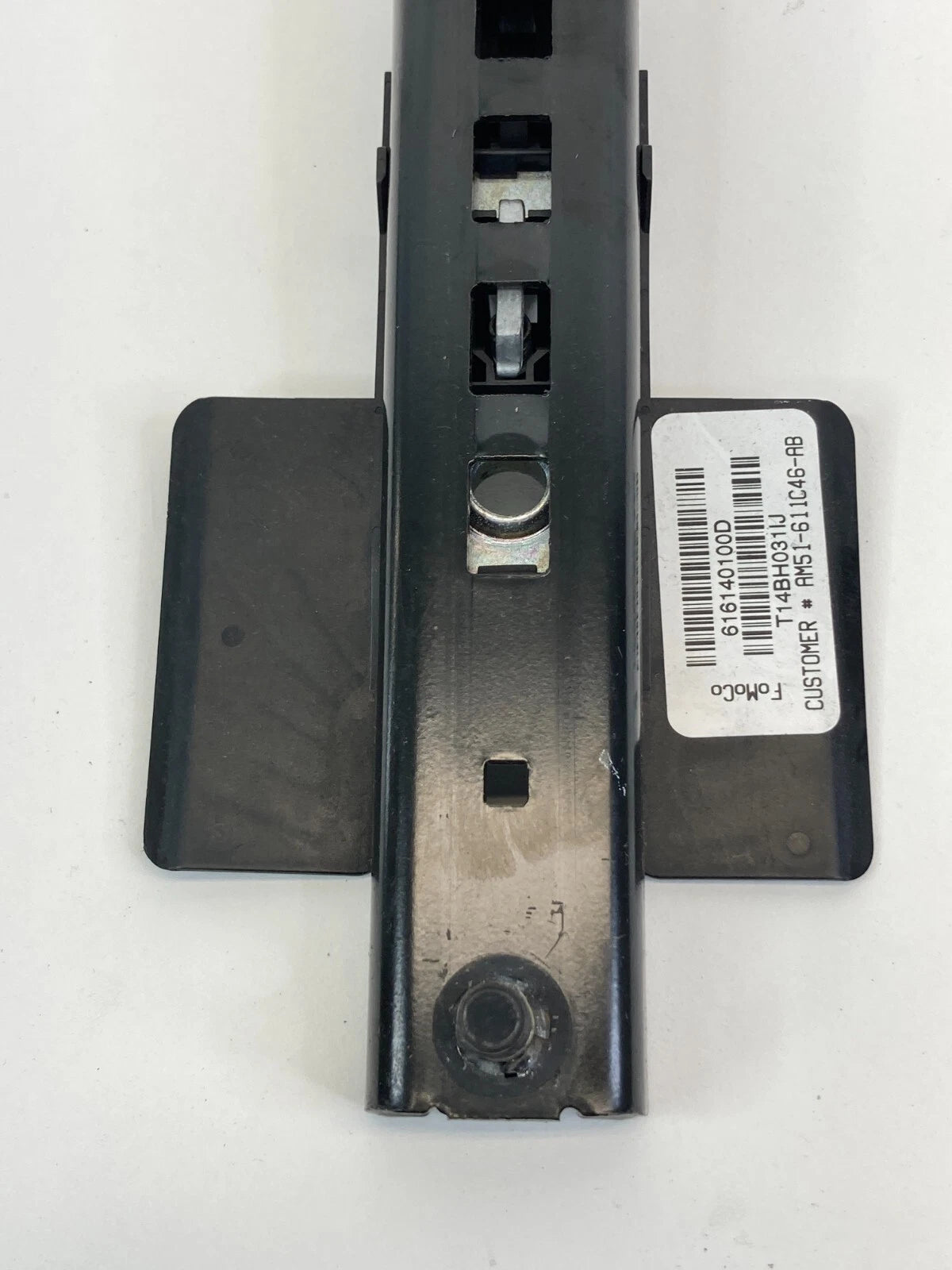2012-2018 FORD FOCUS FRONT RIGHT SEAT BELT HEIGHT ADJUSTER AM51-611C46-AB OEM
