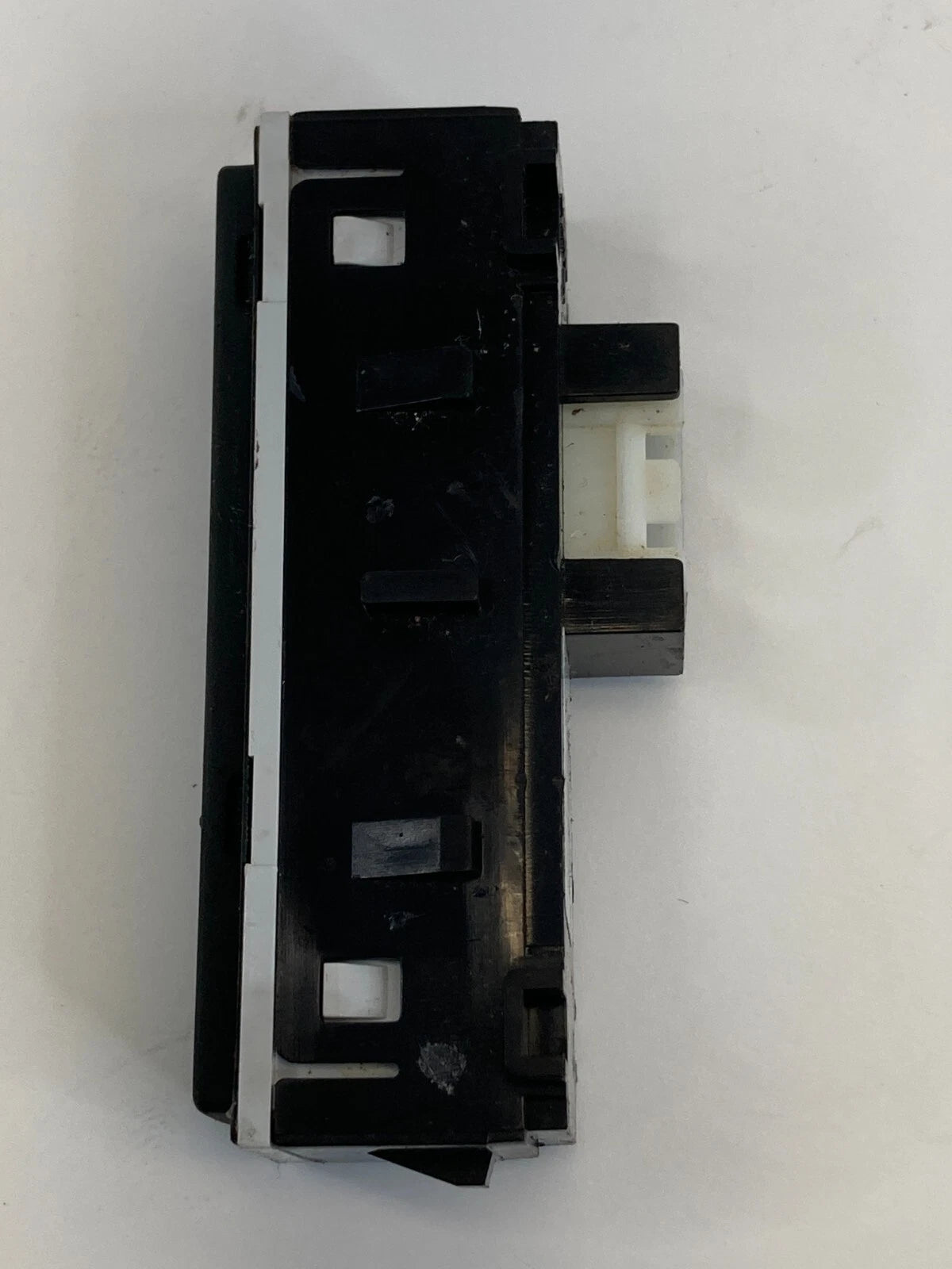 2006-2013 CHEVROLET IMPALA DASH PASSENGER SWITCH INDICATOR LIGHT 25828898