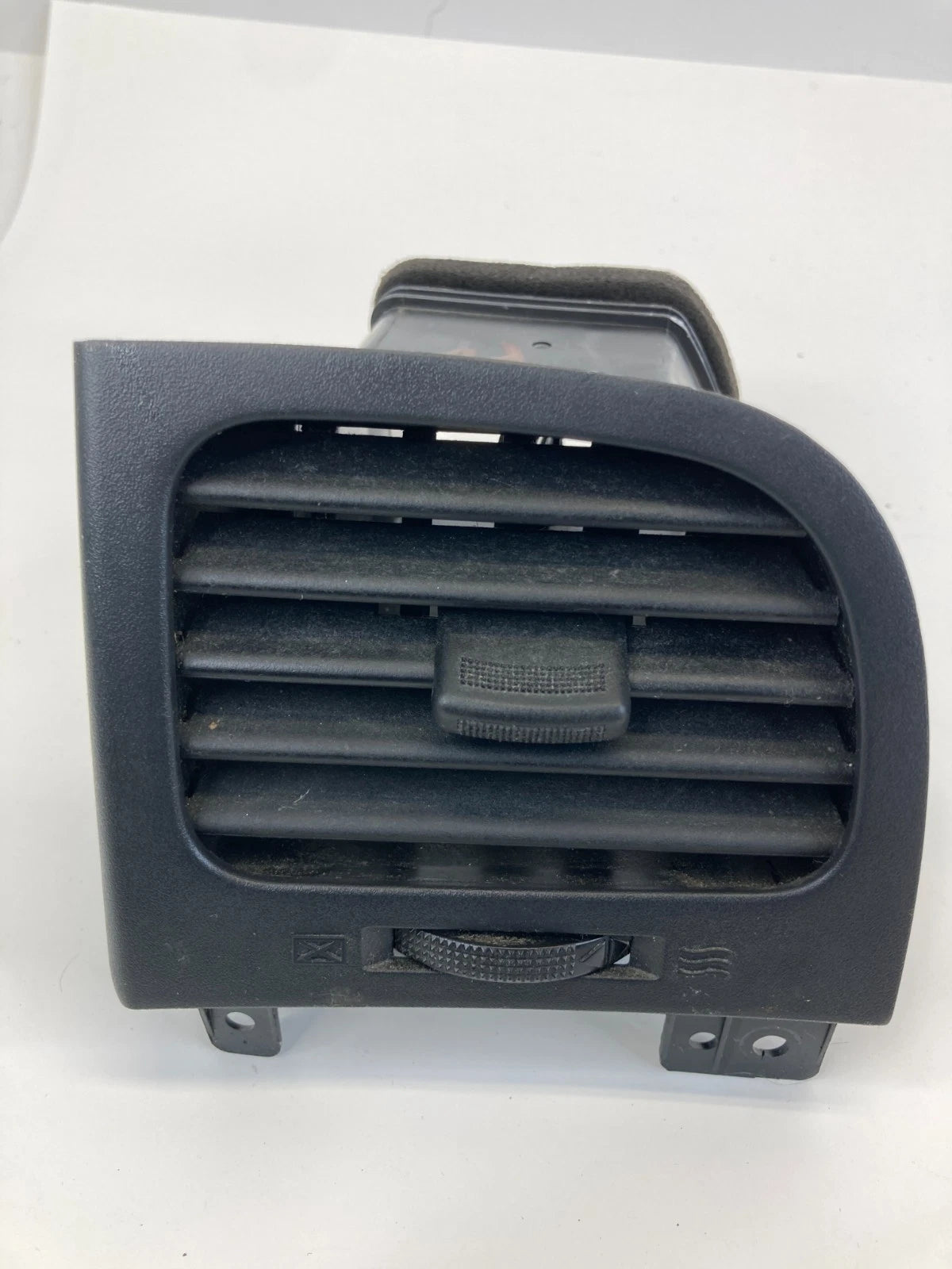 2010 2011 Hyundai Accent Left Driver Side Dash A/C Air Vent Outlet Duct Assy OEM