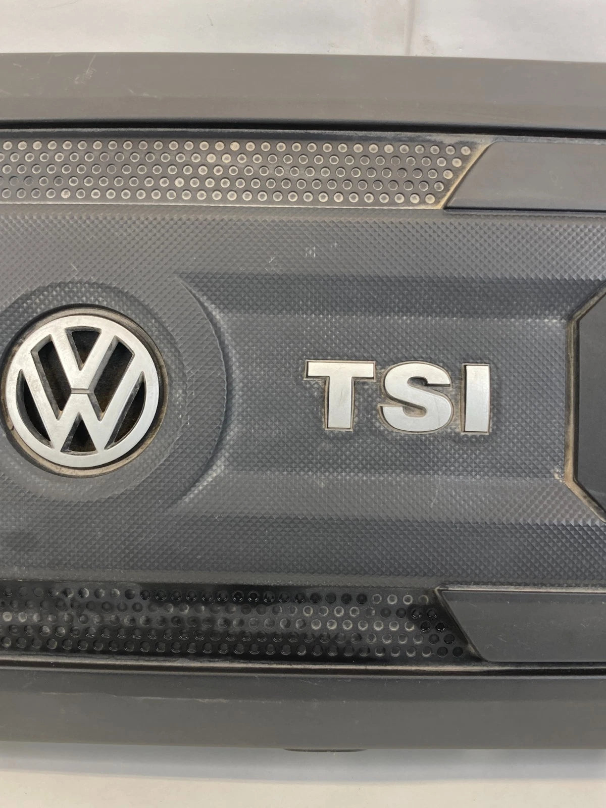2014-2018 VW VOLKSWAGEN JETTA 1.8L TSI ENGINE COVER LID SHIELD OEM
