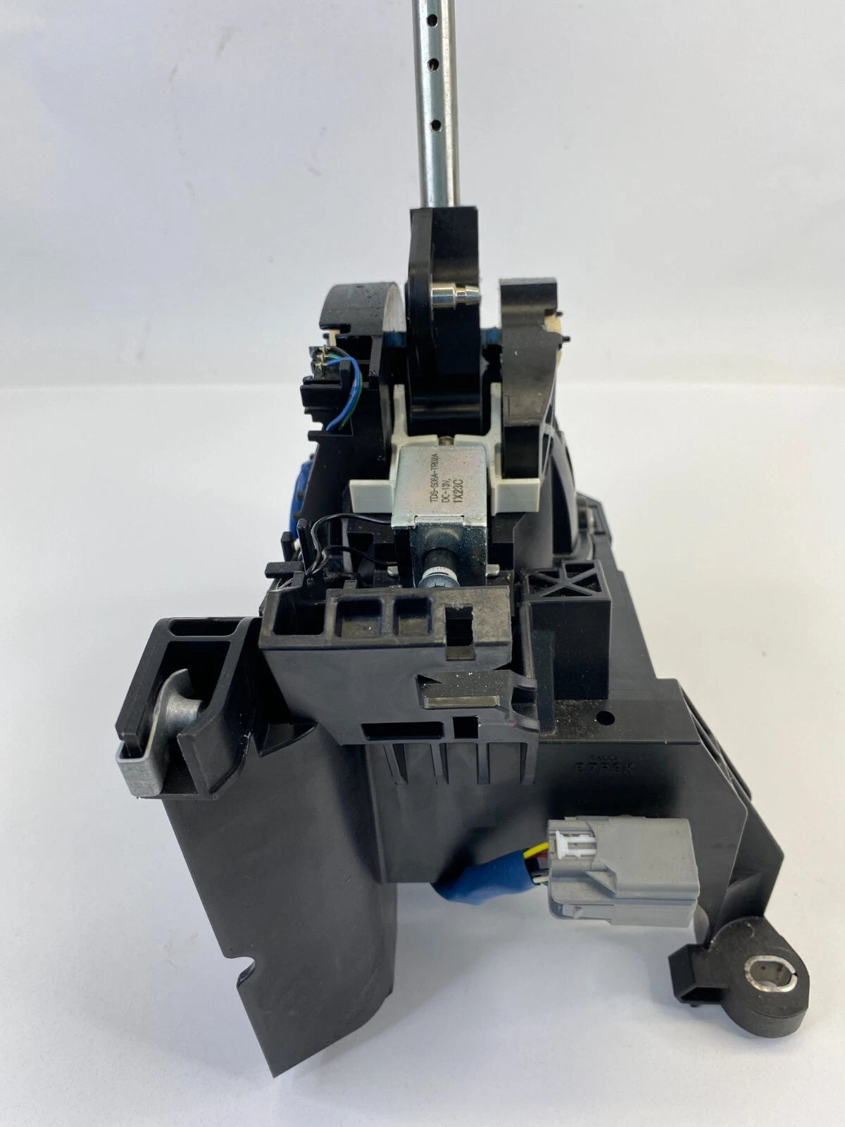 2012-2014 FORD FOCUS AUTOMATIC TRANS FLOOR GEAR SHIFTER LEVER BV6P-7K004-BH OEM