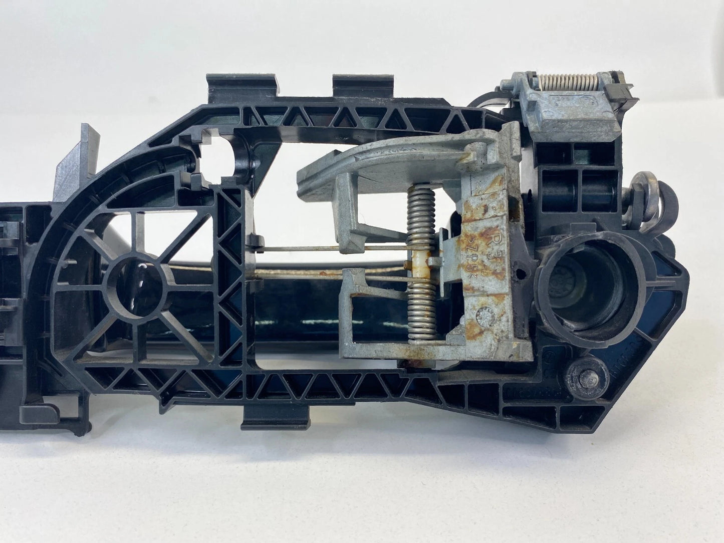 06-10 VW VOLKSWAGEN PASSAT FRONT RIGHT PASSENGER SIDE EXTERIOR DOOR HANDLE OEM