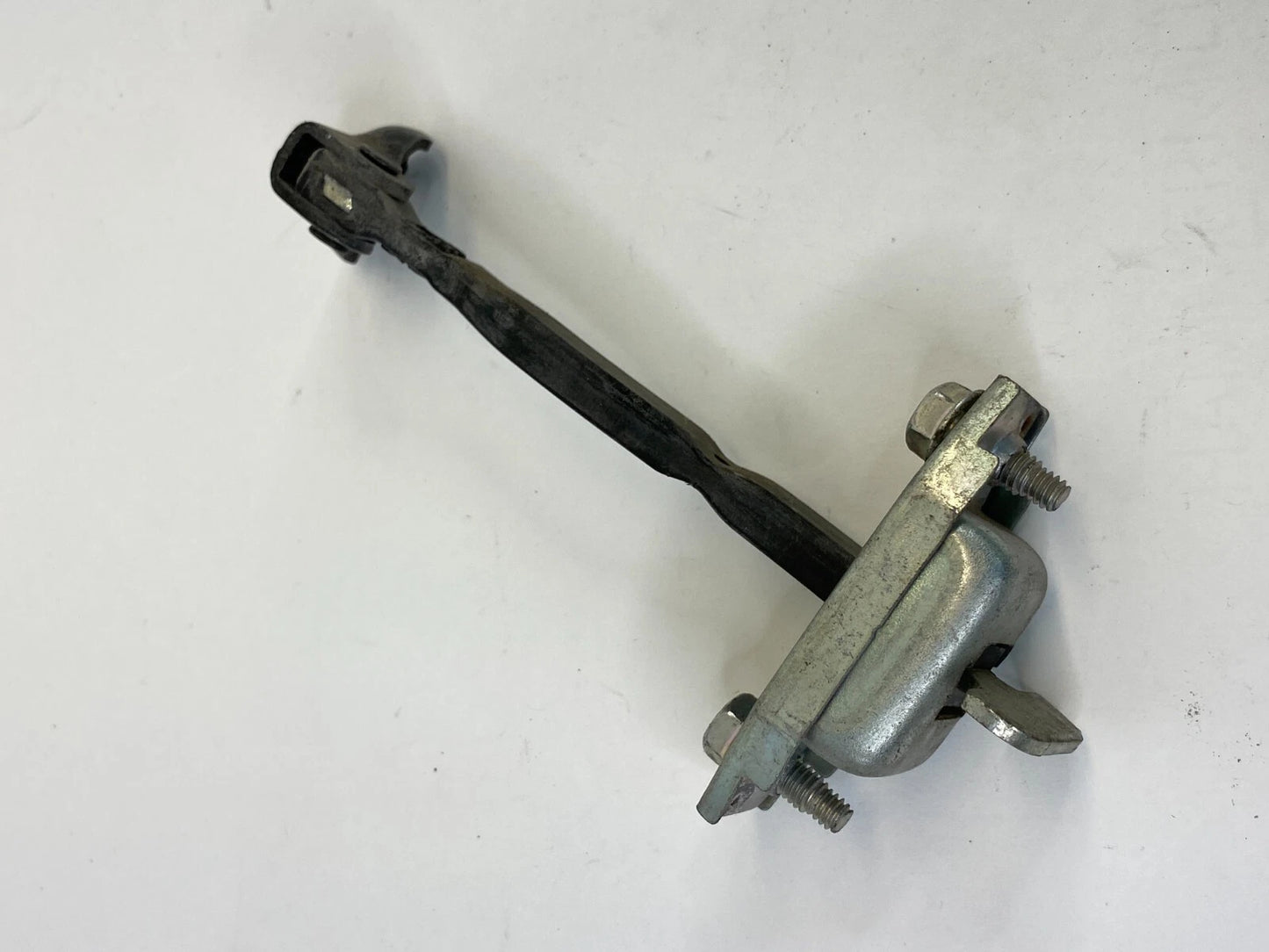 04-09 TOYOTA PRIUS HATCHABACK REAR LEFT SIDE DOOR CHECK HINGE STOPPER STOP OEM