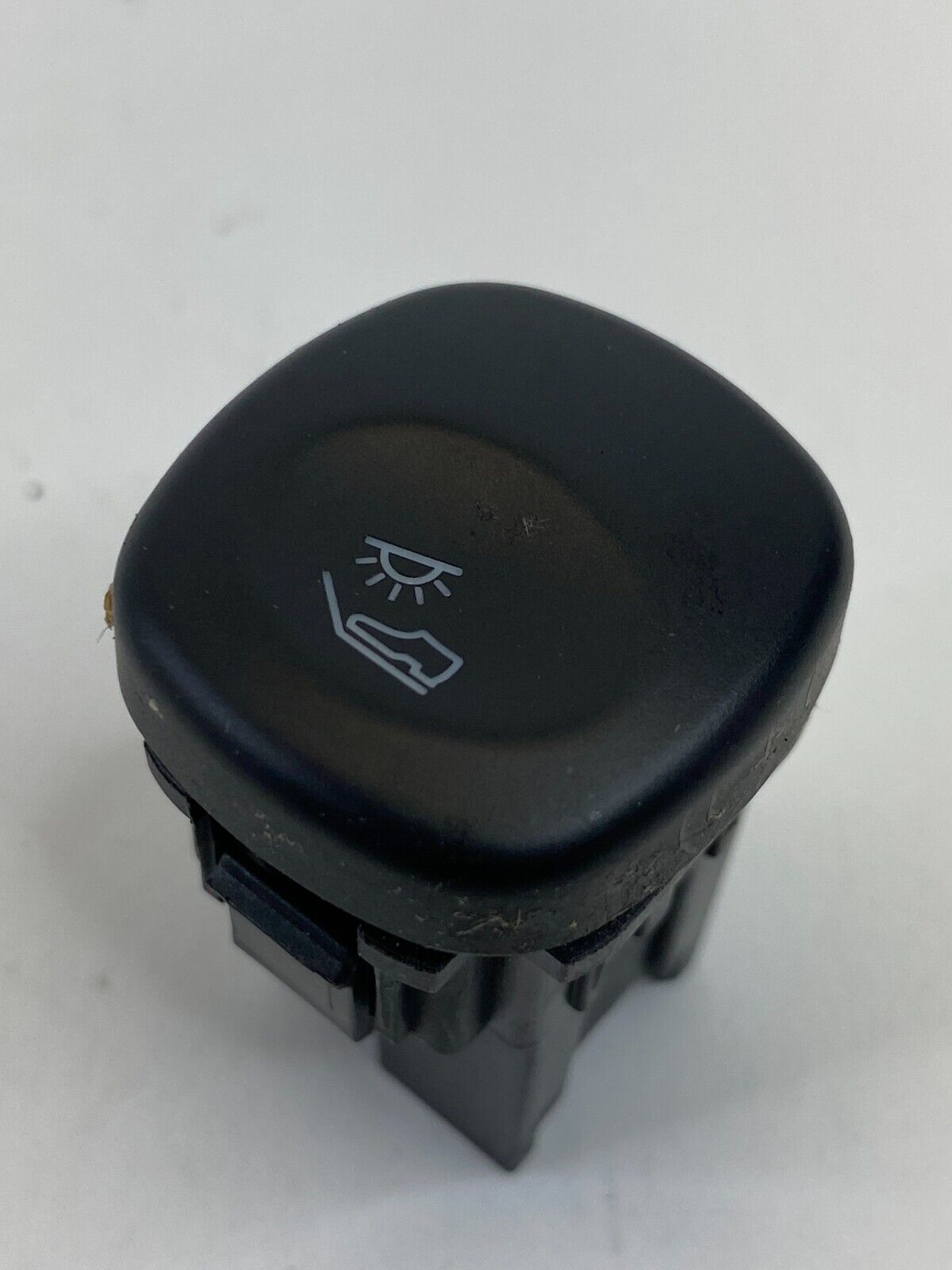 08-11 Ford Escape Ambient Courtesy Light Control Switch Button 8A8T-13D806-ABW