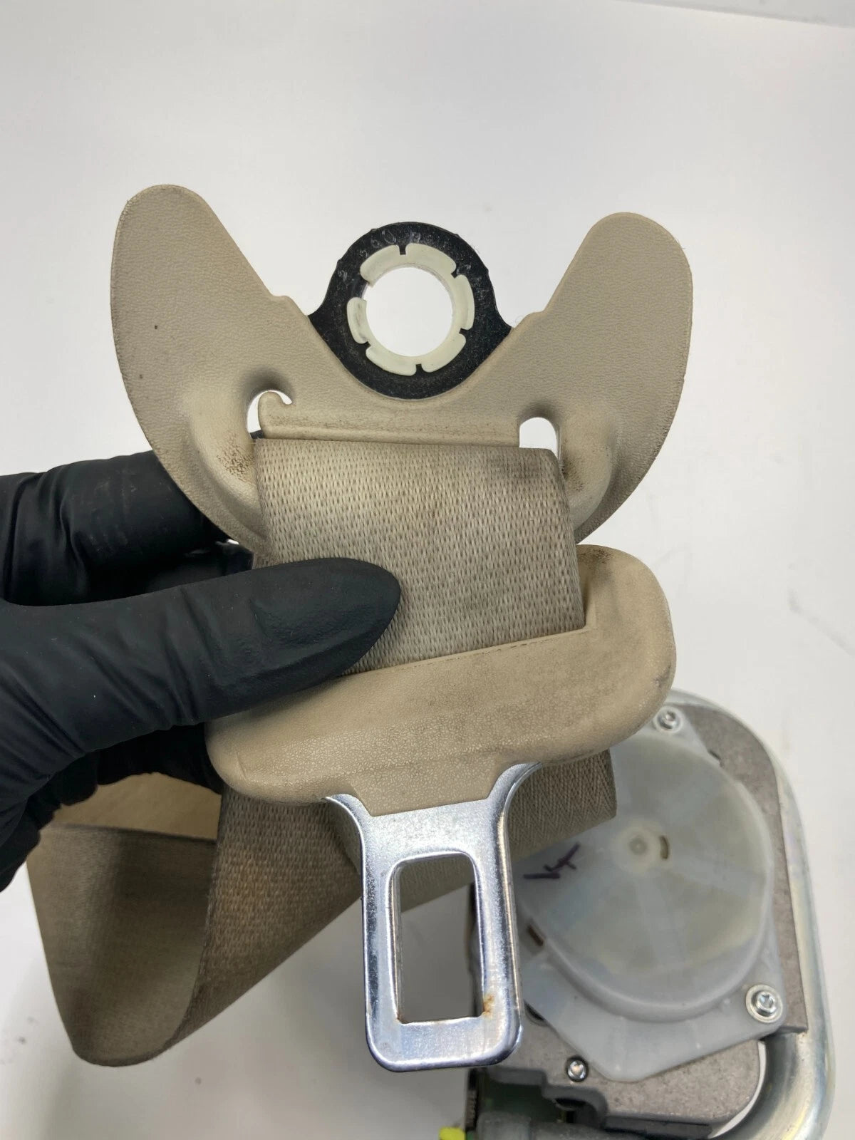 2007-2009 HYUNDAI SANTA FE FRONT RIGHT SEAT BELT RETRACTOR 26508021RX11 OEM