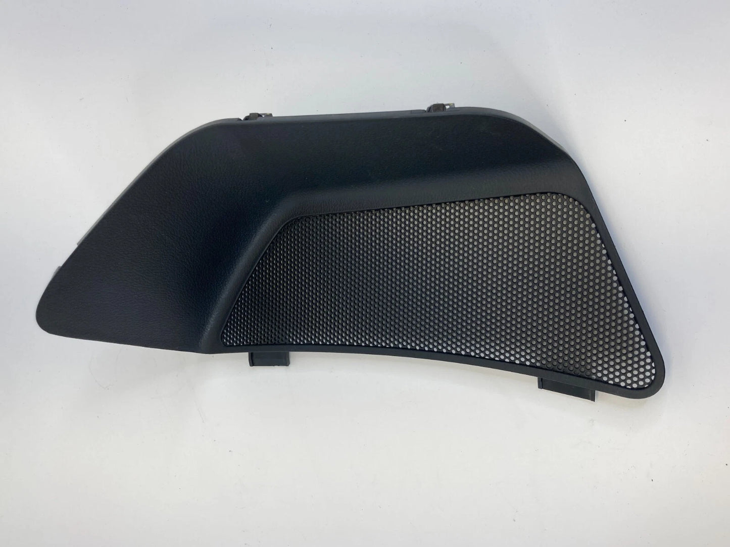 2007-2012 MAZDA CX-7 REAR RIGHT SIDE INNER TAIL LIGHT ACCESS COVER EG2168853 OEM