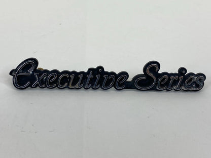 1998-2002 LINCOLN TOWN CAR FENDER EMBLEM BADGE LOGO F8VB-54297A74-AA OEM