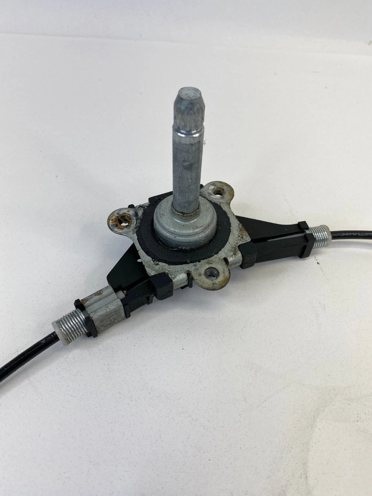 2004-2009 MAZDA 3 MAZDA3 SEDAN REAR RIGHT BACK SIDE DOOR MANUAL WINDOW REGULATOR