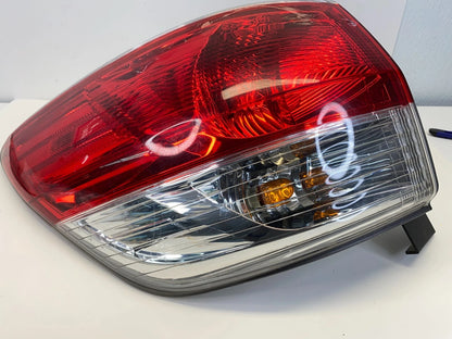 2013-2016 NISSAN PATHFINDER REAR OUTER LEFT DRIVER TAILLIGHT TAIL LIGHT OEM