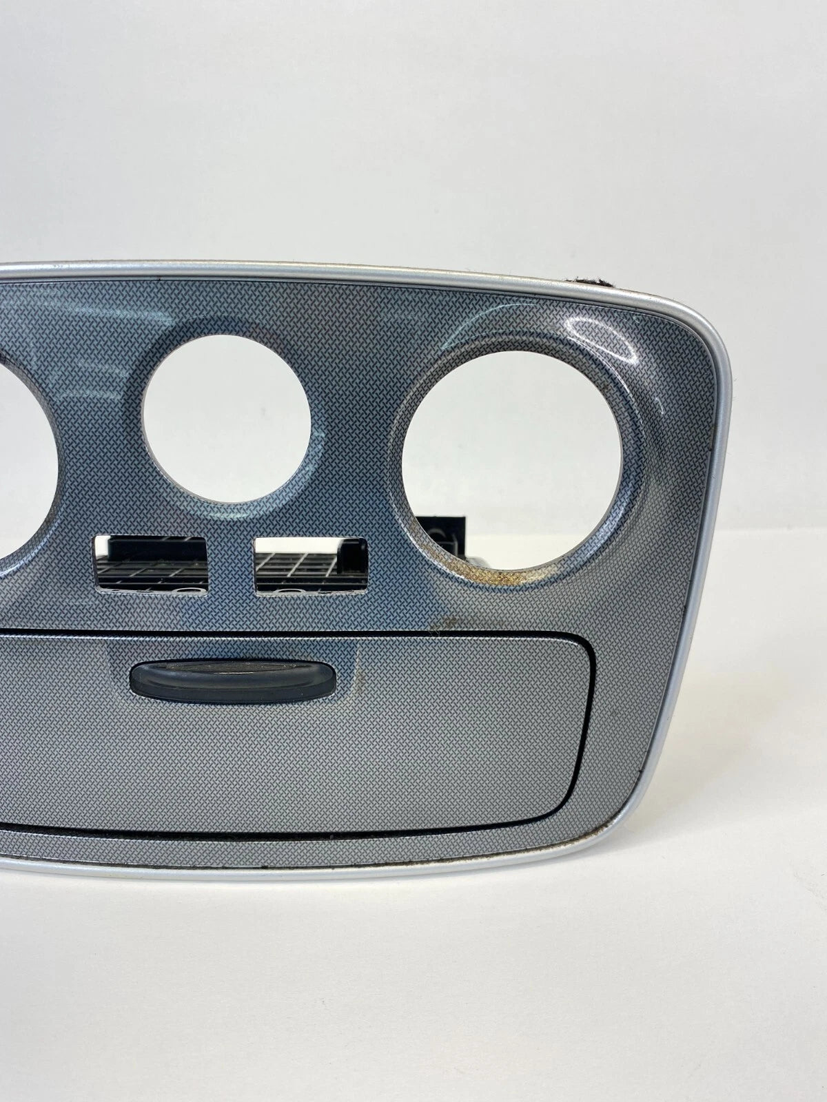 06 07 HYUNDAI SONATA CENTER DASH CLIMATE CONTROL BEZEL W/ STORAGE 84742-3K000