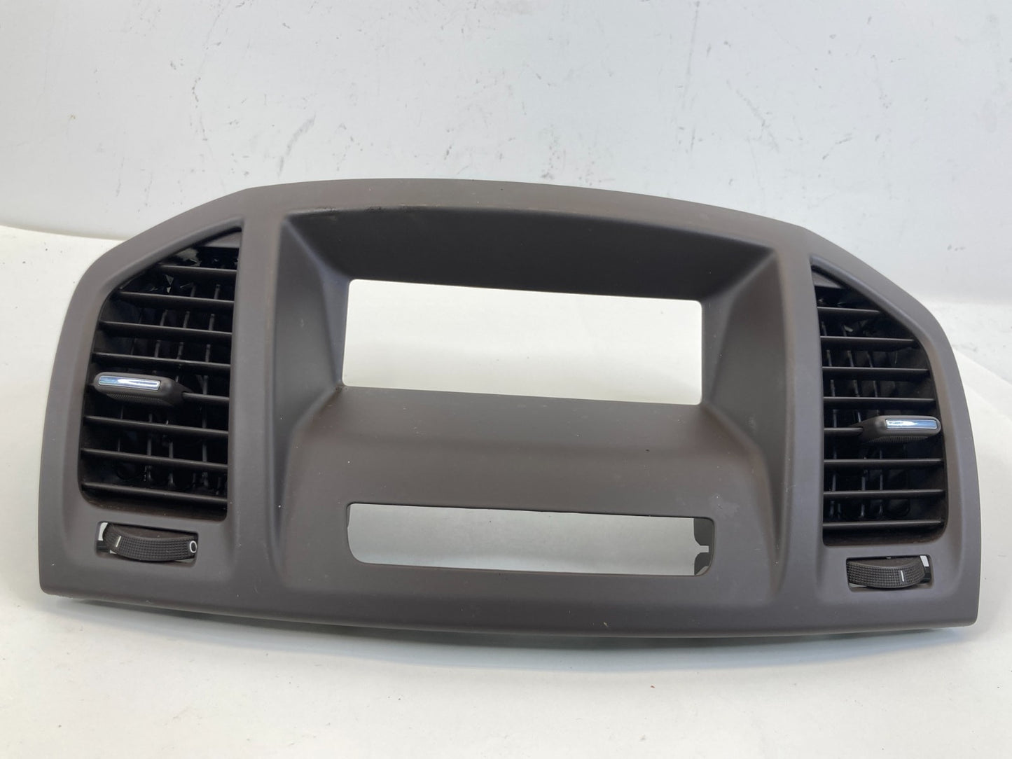 2011-2017 Buick Regal Center Dash Display Trim Bezel Air Vent Grille 13321690