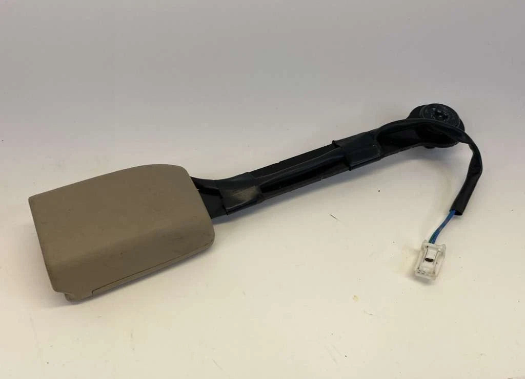 2013-2018 NISSAN ALTIMA FRONT RIGHT PASSENGER SEAT BELT BUCKLE OEM