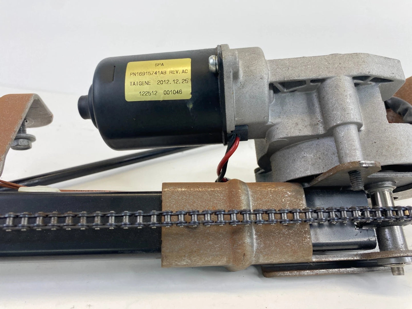 08-13 Chrysler Town & Country Rear Power Liftgate Pull Down Motor 04894596AB OEM