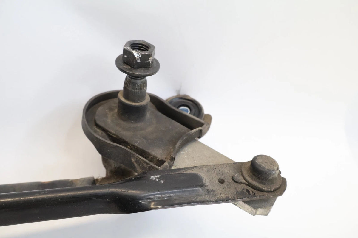 2007-2010 HYUNDAI ELANTRA FRONT WINDSHIELD WIPER MOTOR W/ LINKAGE ASSY OEM