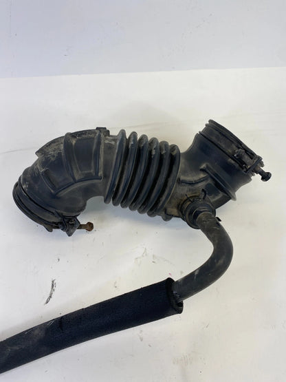 2014-2019 Kia Soul 1.6L Air Intake Hose Tube Duct 28140-B2000 OEM