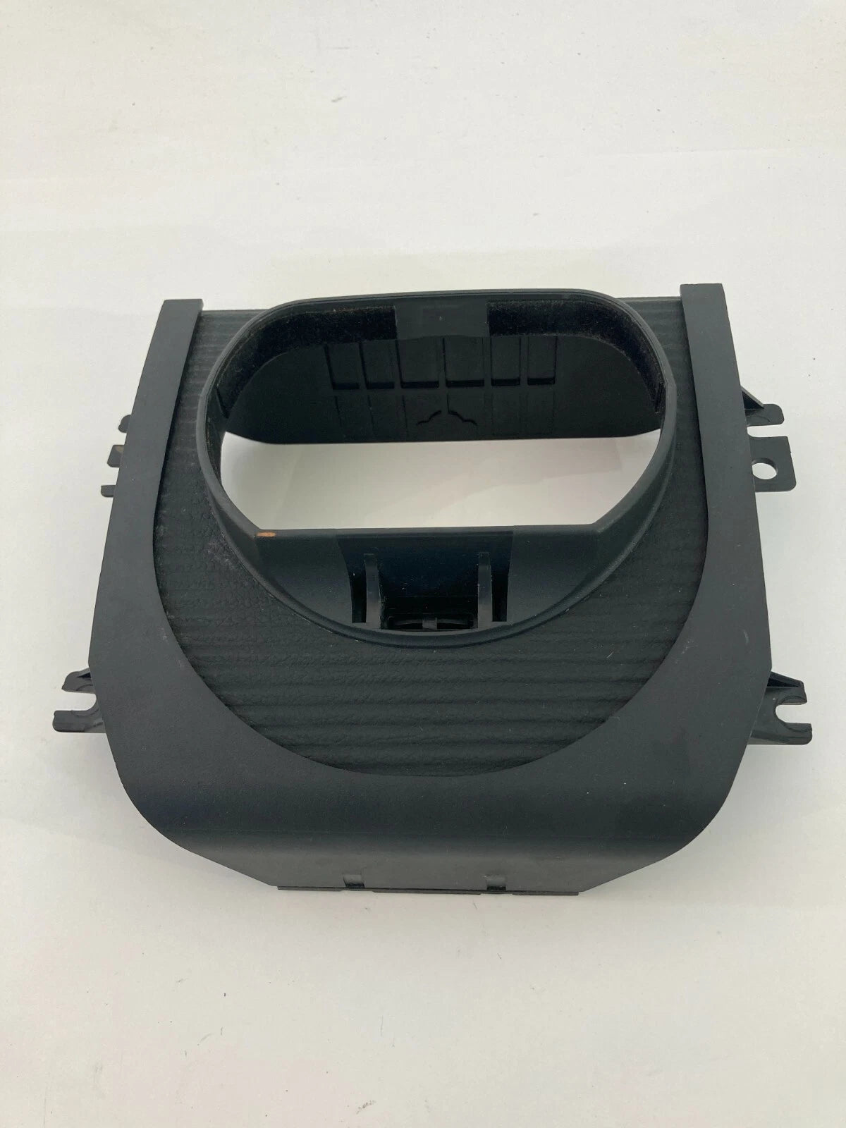 2005 CHRYSLER 300 SIGNATURE STEERING COLUMN SHROUD TRIM BEZEL P/N 0UU28XXXAB OEM