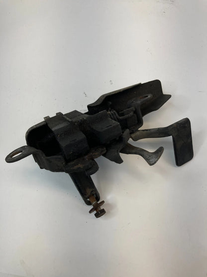 1998-2002 TOYOTA COROLLA HOOD LATCH LOCK RELEASE ACTUATOR OEM
