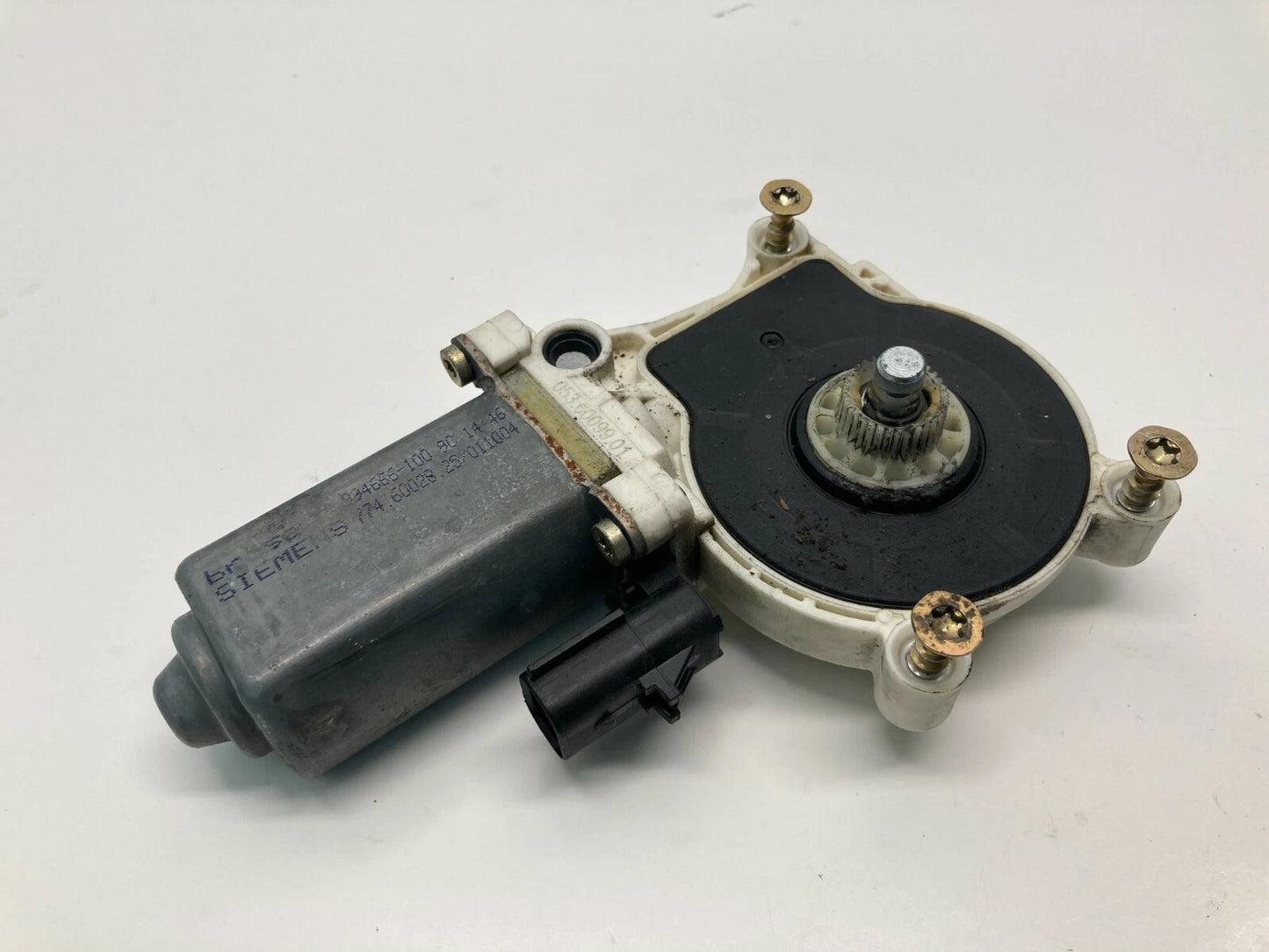 2005-2010 CHRYSLER 300 REAR LEFT SIDE DOOR WINDOW MOTOR RR LH 994666-100 OEM