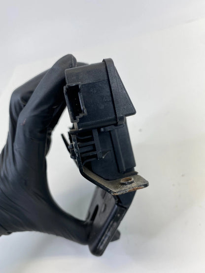 01 02 03 04 05 06 BMW 330XI SEDAN TRUNK LOCK LATCH RELEASE ACTUATOR ASSY OEM