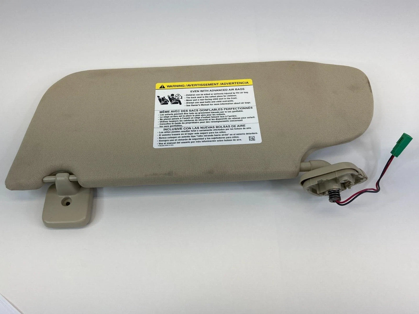 2013-2019 FORD TAURUS RIGHT SIDE SUNVISOR PASSENGER SUN VISOR ILLUMINATED BEIGE