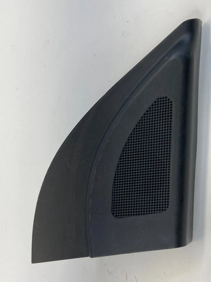 12-17 HYUNDAI ACCENT FRONT RIGHT DOOR TWEETER W/ CORNER COVER TRIM 87661-1R020