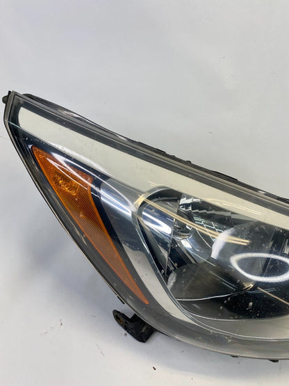 2014-2016 Hyundai Elantra Front Right Side Headlight Headlamp Assembly OEM