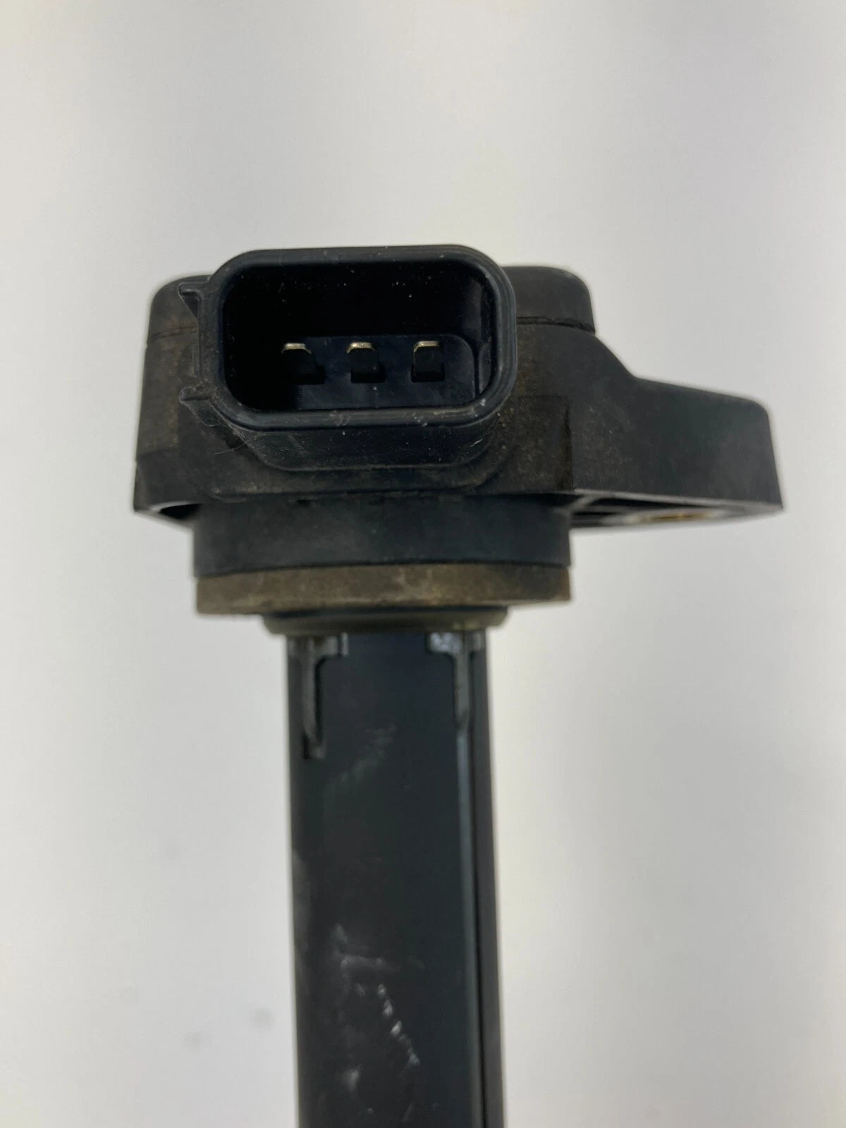 2004-2008 ACURA TL 3.2L ENGINE IGNITION COIL IGNITER ASSY