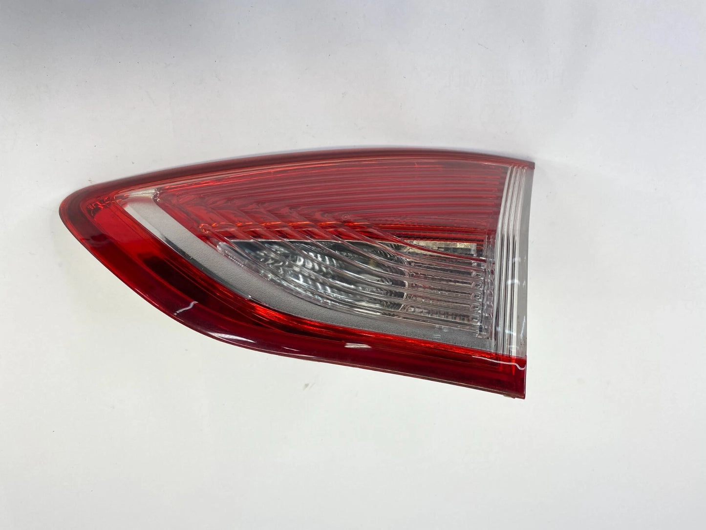 2013-2016 FORD ESCAPE REAR RIGHT SIDE INNER TAIL LIGHT LAMP CJ54-13A602-A OEM