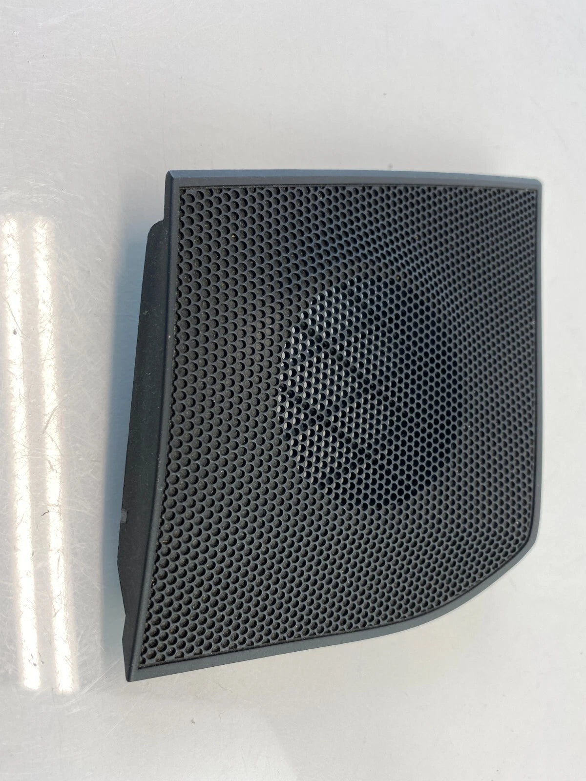 2010-2014 SUBARU LEGACY FRONT LEFT SPEAKER GRILLE COVER TRIM OEM 66118AJ06A
