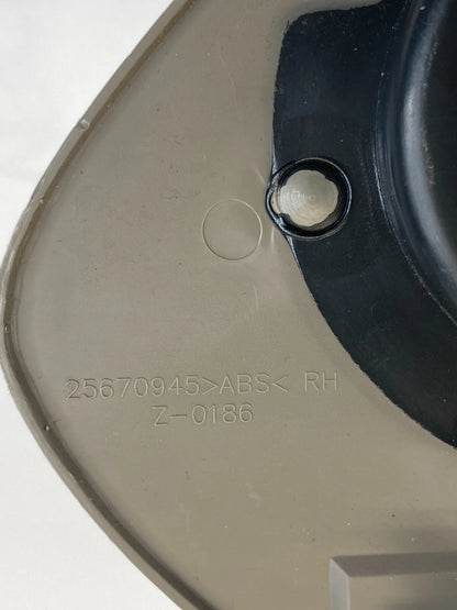 2000-2005 CADILLAC DEVILLE FRONT RIGHT DASH END CAP COVER AIR DUCT 25670945 OEM