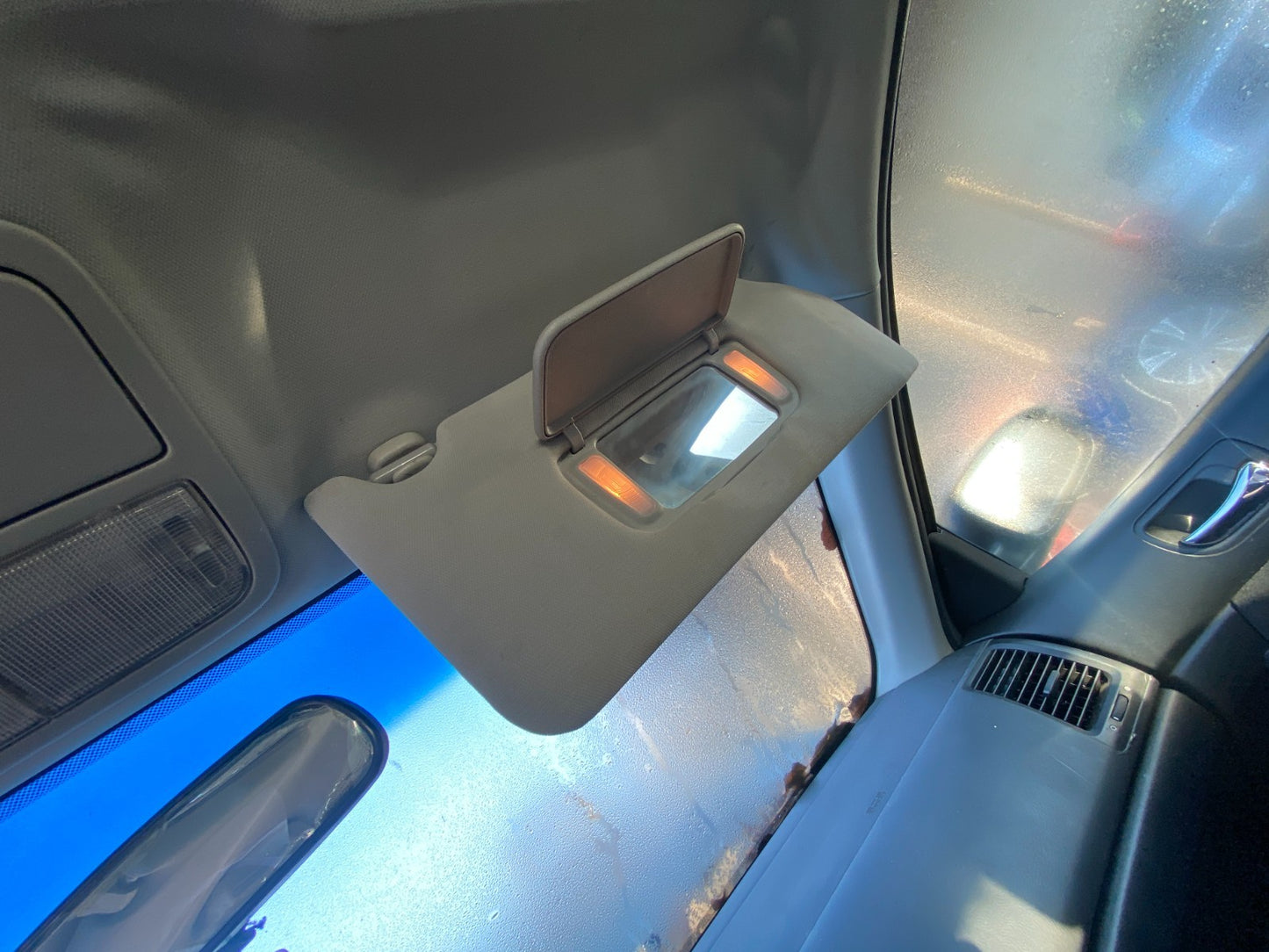 2004-2007 Honda Accord Right Passenger Sunvisor Sun Visor Shade Gray OEM