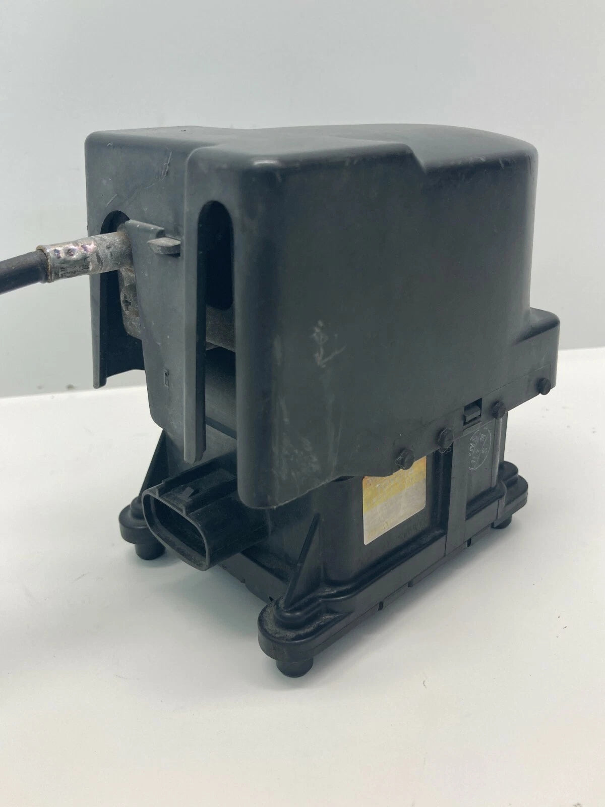 1997 1998 1999 2000 2001 LEXUS ES300 CRUISE CONTROL ACTUATOR MODULE 88002-33040