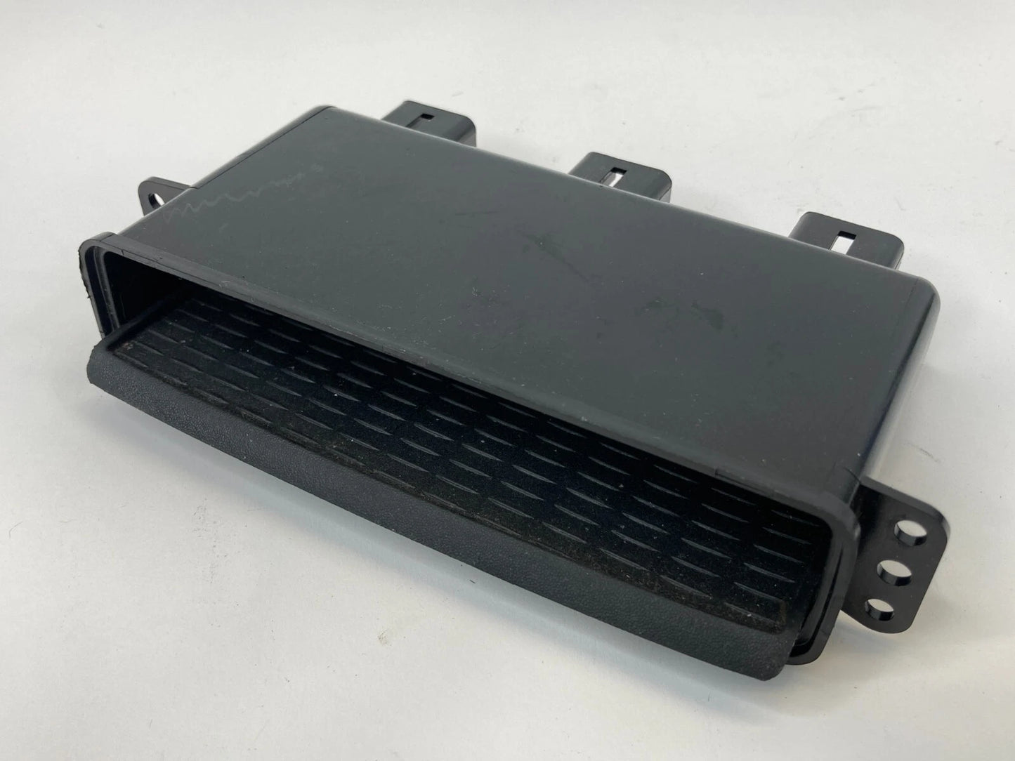 2004-2006 KIA SPECTRA SEDAN 4DR DASHBOARD CENTER STORAGE TRAY FASCIA 84742-2F100