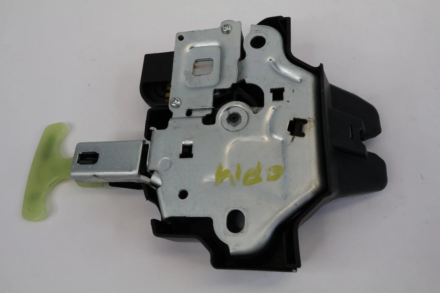 2010-2013 SUZUKI KIZASHI REAR TRUNK LID LOCK LATCH ACTUATOR RELEASE OEM