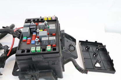 2002 2003 CHEVY TRAILBLAZER 4.2L ENGINE FUSE RELAY BOX JUNCTION BLOCK ASSY OEM