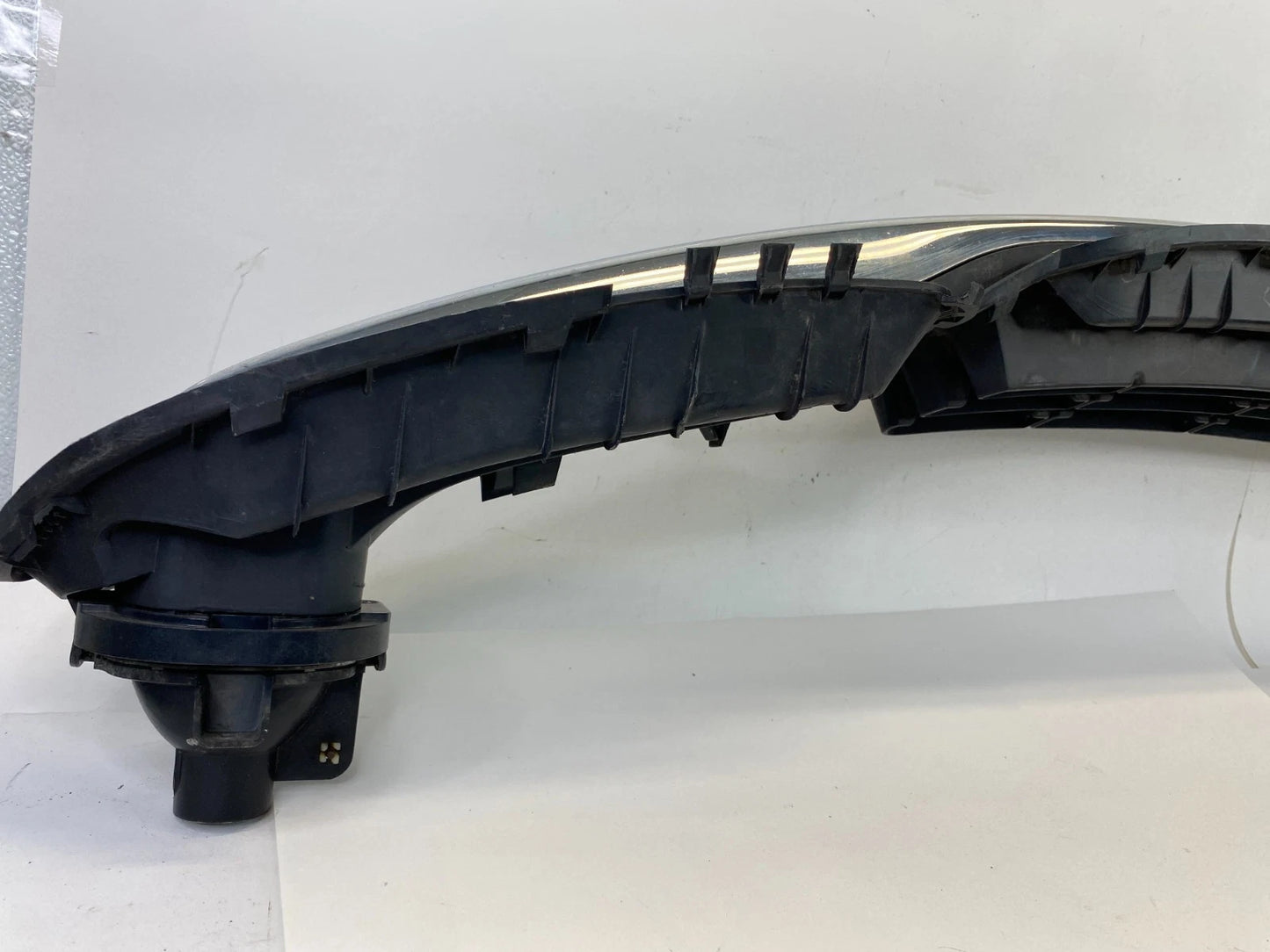 2011-2016 CHRYSLER TOWN & COUNTRY FRONT BUMPER LOWER GRILL GRILLE W/ FOG LIGHT