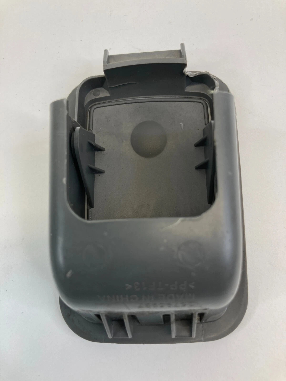 2013-2015 CHEVROLET MALIBU REAR DECK CHILD SEAT ANCHOR COVER UNIT OEM 15795997
