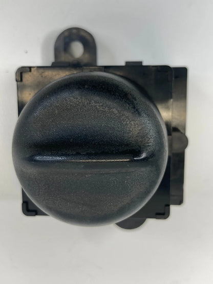 2006-2008 PONTIAC GRAND PRIX FRONT LEFT DRIVER SIDE SEAT LUMBAR CONTROL SWITCH