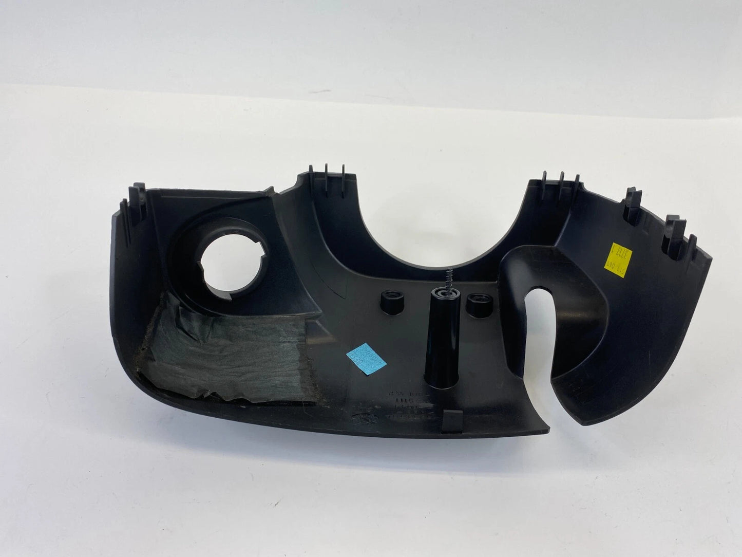 2002-2007 SATURN VUE LOWER STEERING COLUMN COVER LOWER OEM FACTORY 15858051